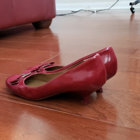 Ferragamo Kitten Heels - Picture 5 of 10